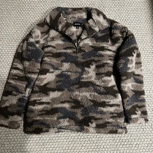Camo print Sherpa quarter zip